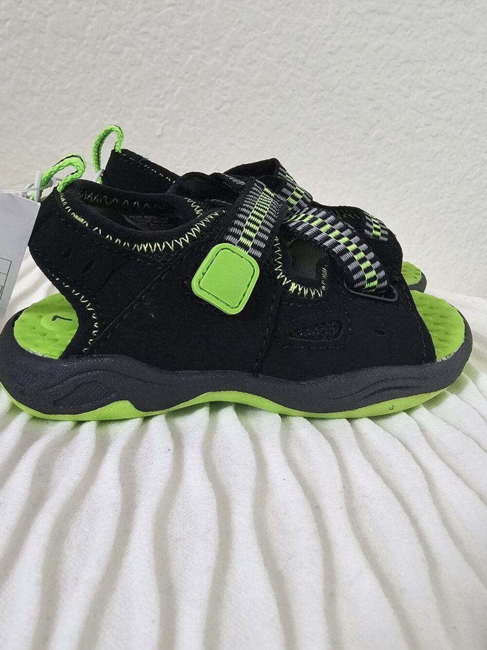 NWT Cat & Jack Toddler Boys Carlos Footbed Sandals New Lime Toddler Size 7 & 9